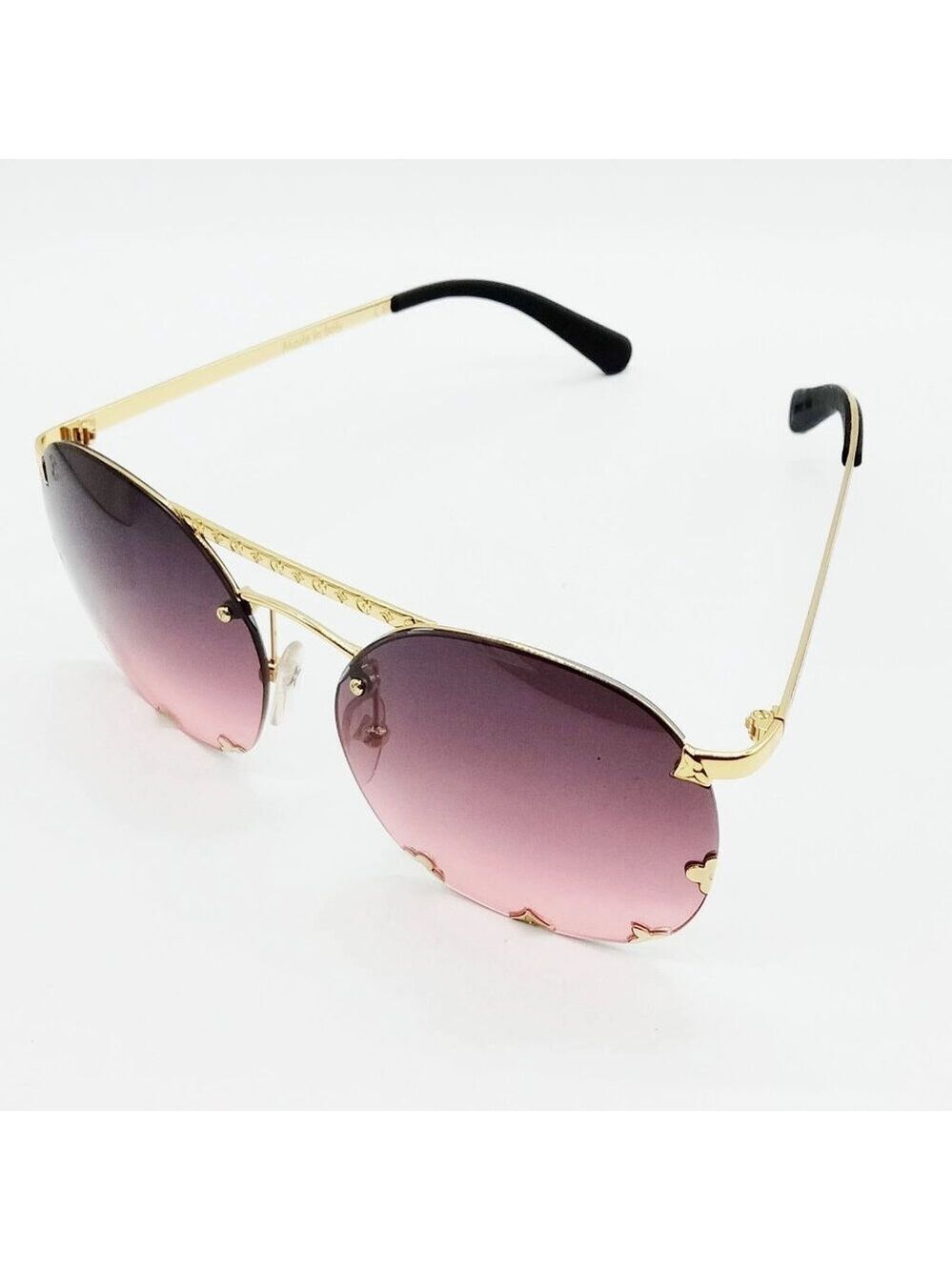 Louis Vuitton Sunglasses Women's Gold 500-060225